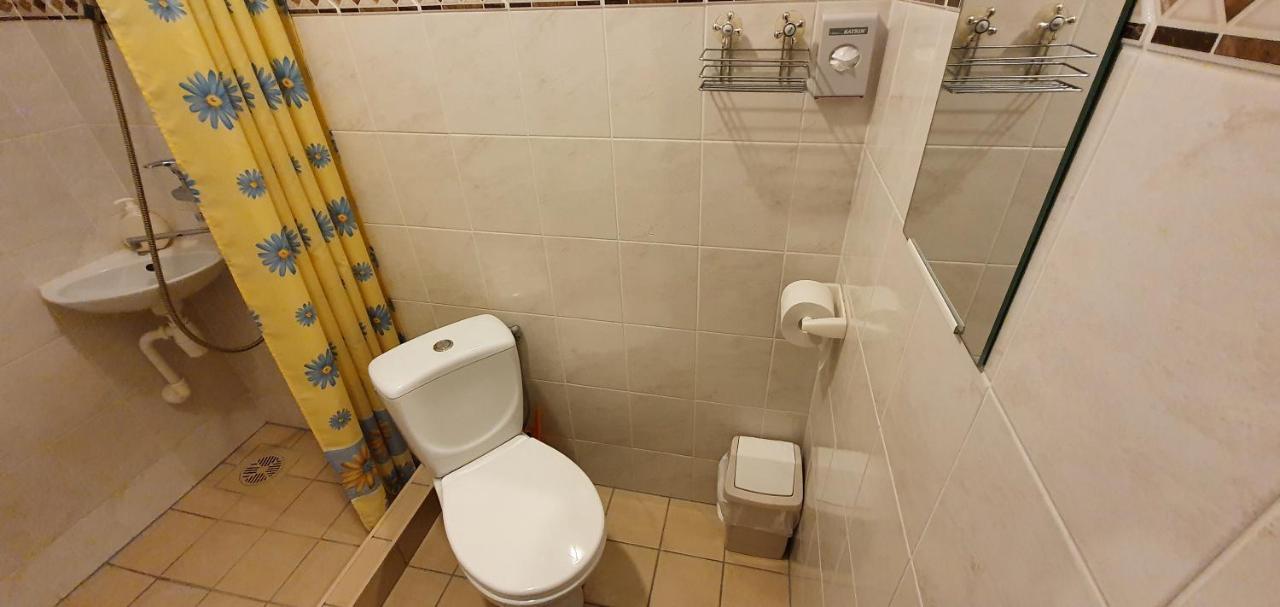 Kure Guesthouse Rahinge エクステリア 写真